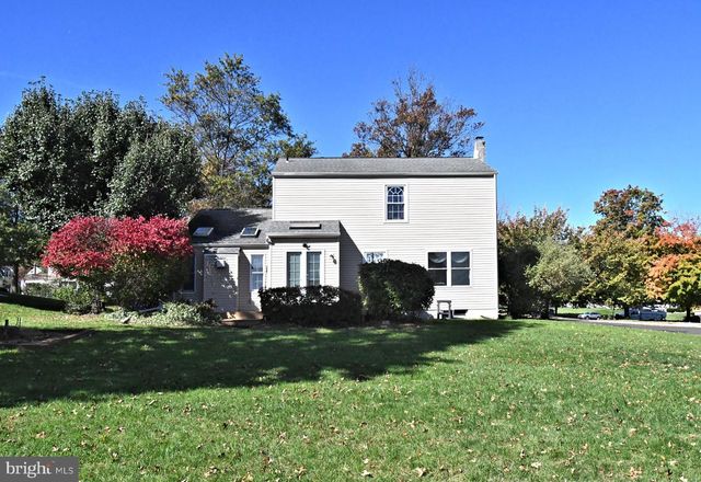 101 GLASGOW CIR, Lansdale, PA 19446