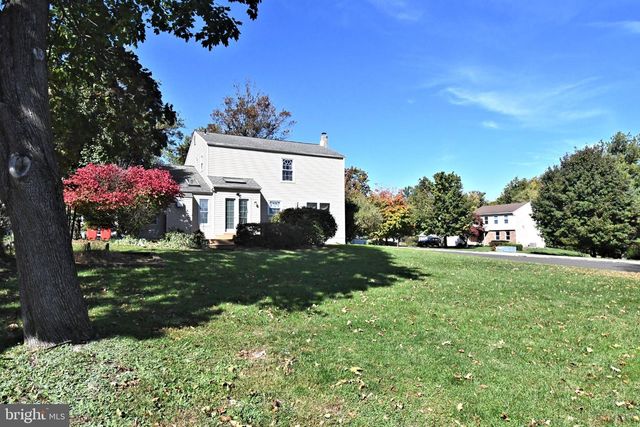 101 GLASGOW CIR, Lansdale, PA 19446