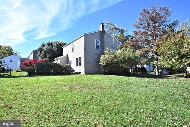 101 GLASGOW CIR, Lansdale, PA 19446