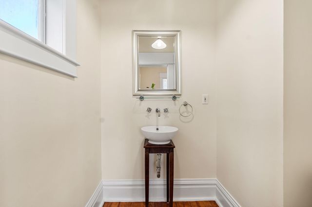 1847 Cortlandt Street, Houston, TX 77008