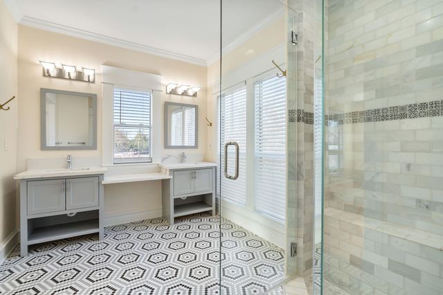 1847 Cortlandt Street, Houston, TX 77008