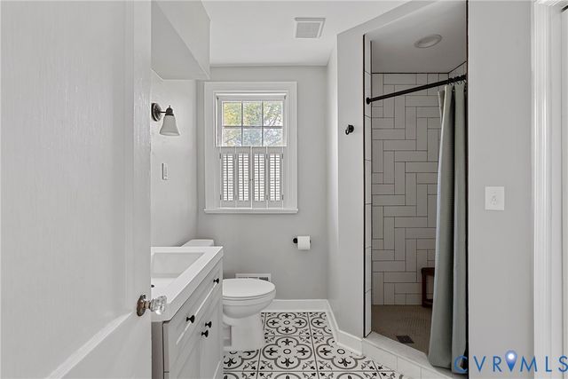 1315 Maywood Rd, Richmond, VA 23229