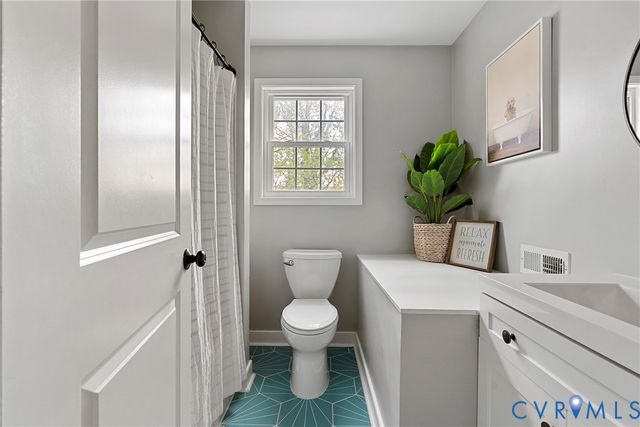 1315 Maywood Rd, Richmond, VA 23229