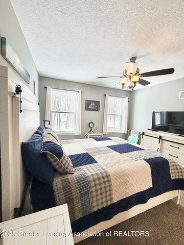 10015 Lakeside Drive, Perrinton, MI 48871