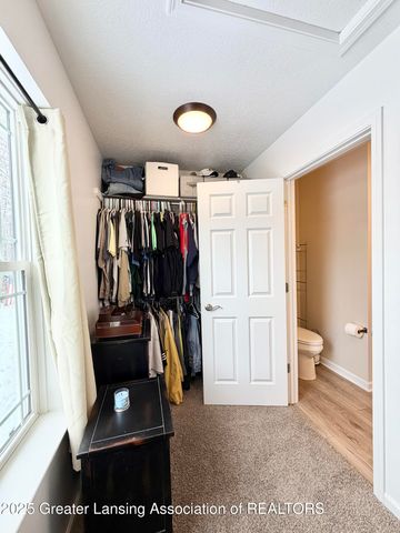 10015 Lakeside Drive, Perrinton, MI 48871