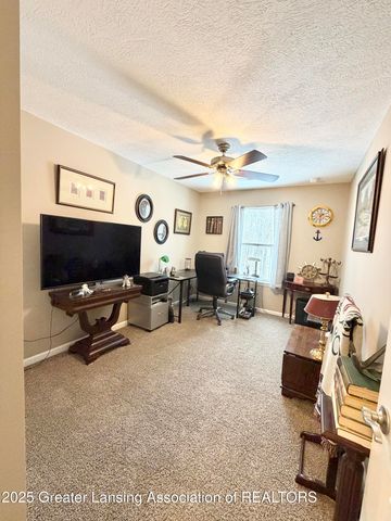 10015 Lakeside Drive, Perrinton, MI 48871