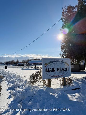 10015 Lakeside Drive, Perrinton, MI 48871