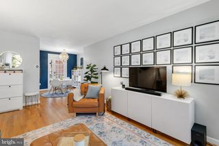 4900 29TH RD S #A2, Arlington, VA 22206