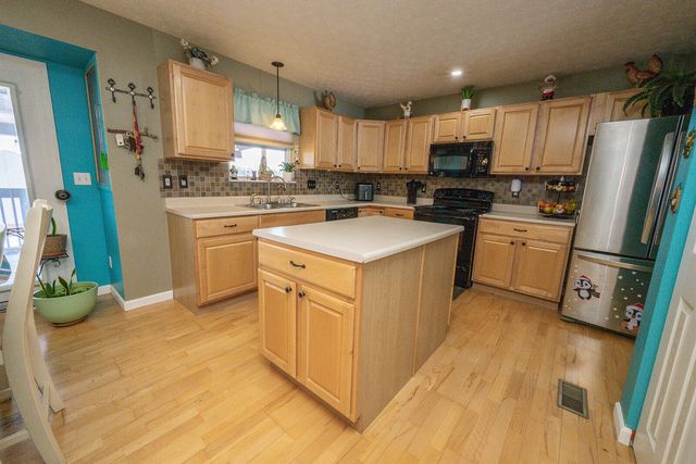 6841 Gordon Boulevard, Burlington, KY 41005