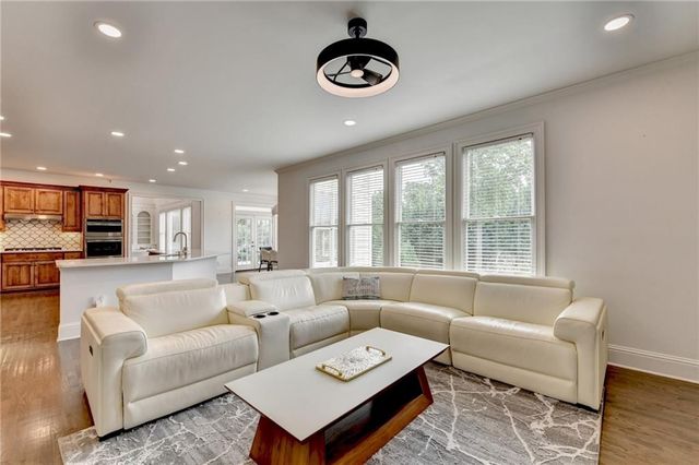 266 Prestbury Court, Suwanee, GA 30024