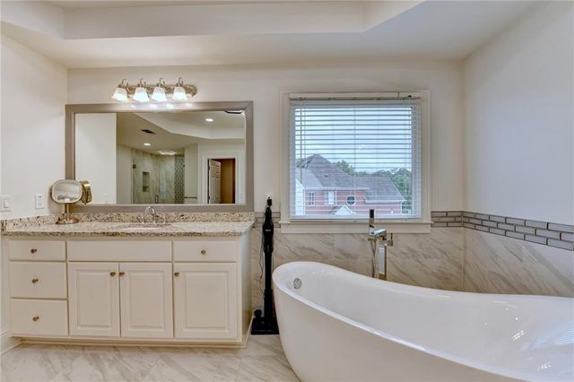 266 Prestbury Court, Suwanee, GA 30024
