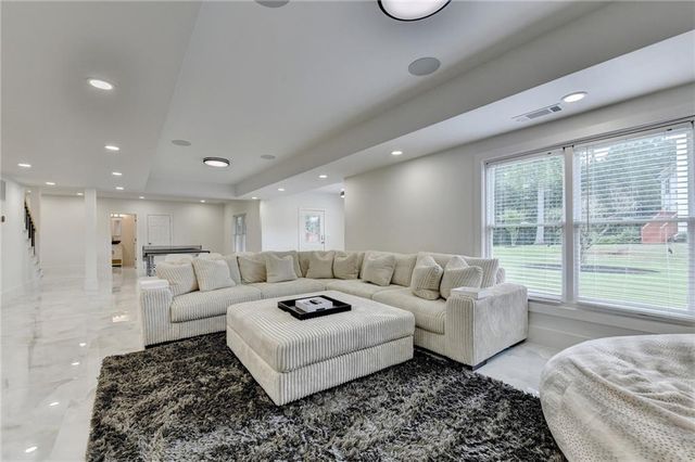 266 Prestbury Court, Suwanee, GA 30024