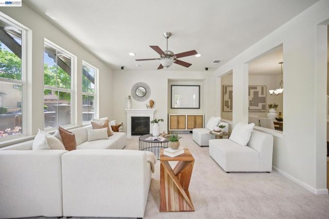5351 Fioli Loop, San Ramon, CA 94582