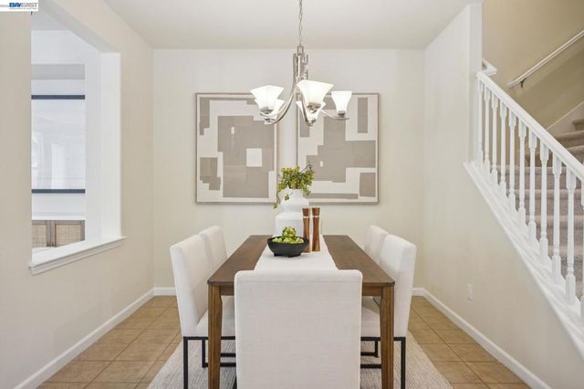 5351 Fioli Loop, San Ramon, CA 94582