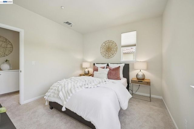 5351 Fioli Loop, San Ramon, CA 94582