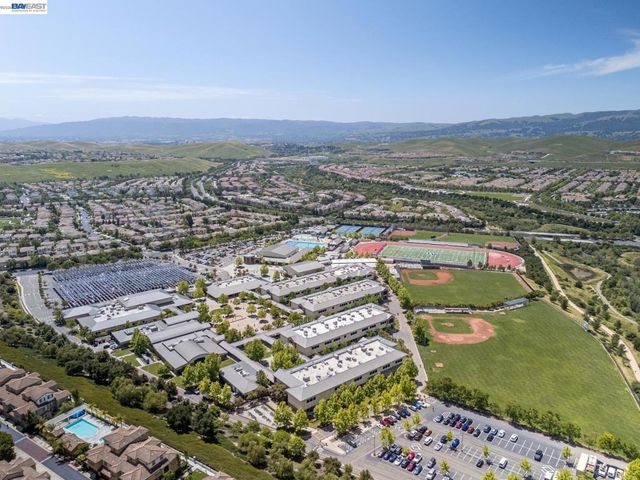 5351 Fioli Loop, San Ramon, CA 94582