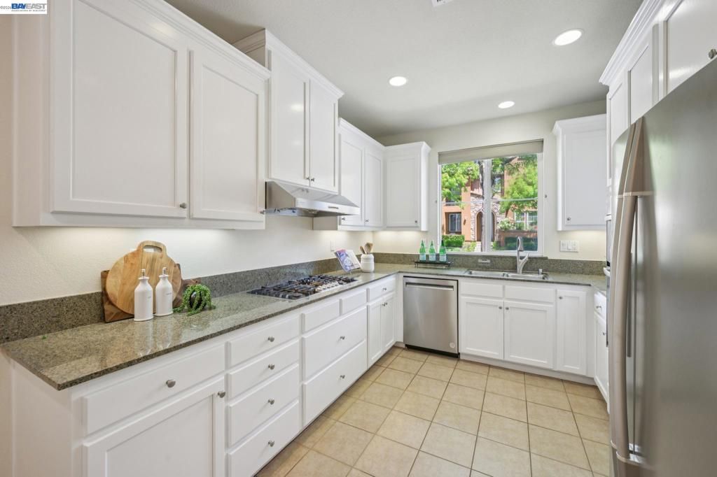 Image 19 of property listing at 5351 Fioli Loop, San Ramon, CA 94582