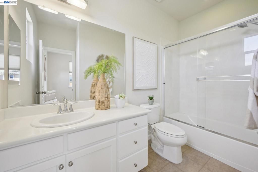 Image 71 of property listing at 5351 Fioli Loop, San Ramon, CA 94582