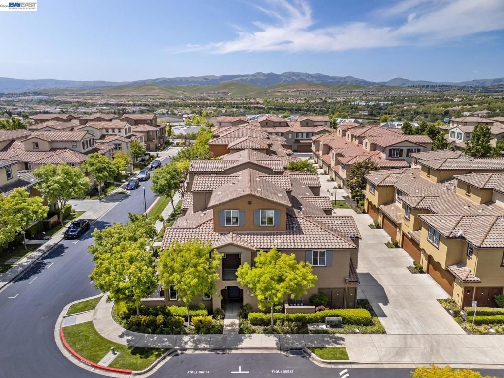 Image 82 of property listing at 5351 Fioli Loop, San Ramon, CA 94582