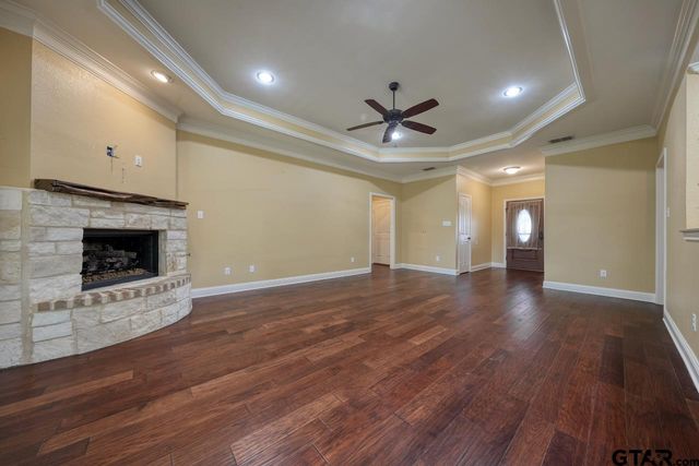 13523 Country Gln, Tyler, TX 75706