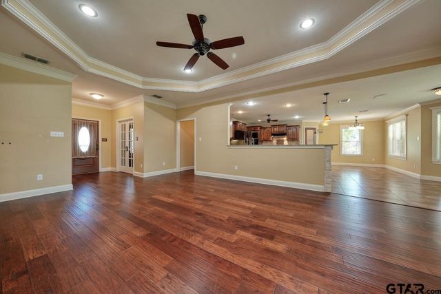 13523 Country Gln, Tyler, TX 75706