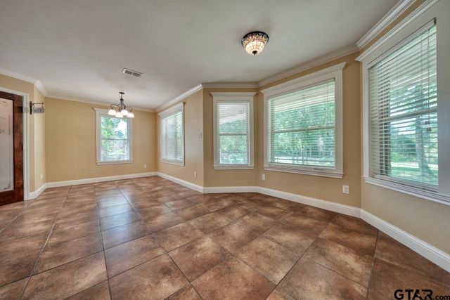 13523 Country Gln, Tyler, TX 75706