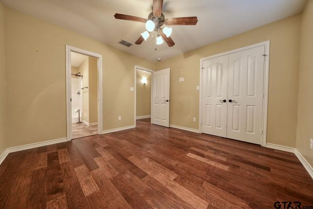 13523 Country Gln, Tyler, TX 75706