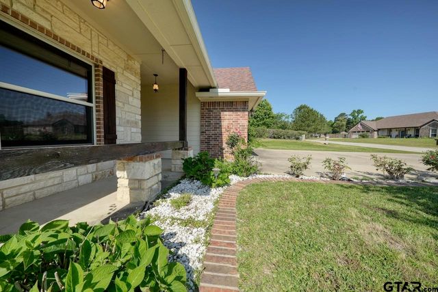 13523 Country Gln, Tyler, TX 75706