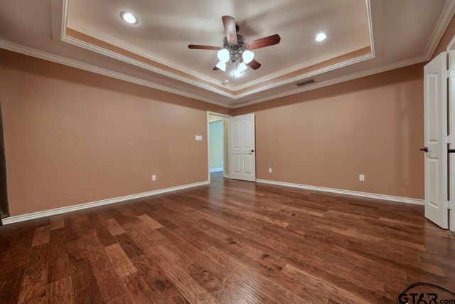 13523 Country Gln, Tyler, TX 75706
