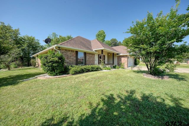 13523 Country Gln, Tyler, TX 75706