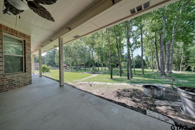13523 Country Gln, Tyler, TX 75706