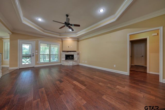 13523 Country Gln, Tyler, TX 75706