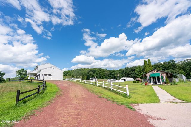 31 Safford Road, Argyle, NY 12809