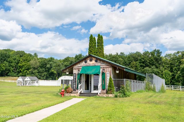 31 Safford Road, Argyle, NY 12809