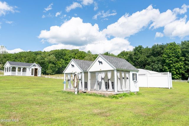 31 Safford Road, Argyle, NY 12809