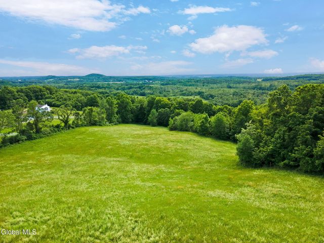 31 Safford Road, Argyle, NY 12809