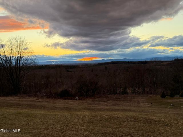 31 Safford Road, Argyle, NY 12809