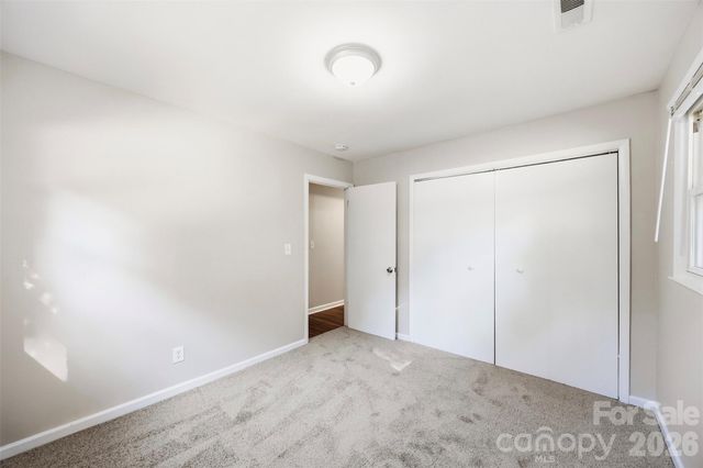 428 E Mclelland Avenue, Mooresville, NC 28115