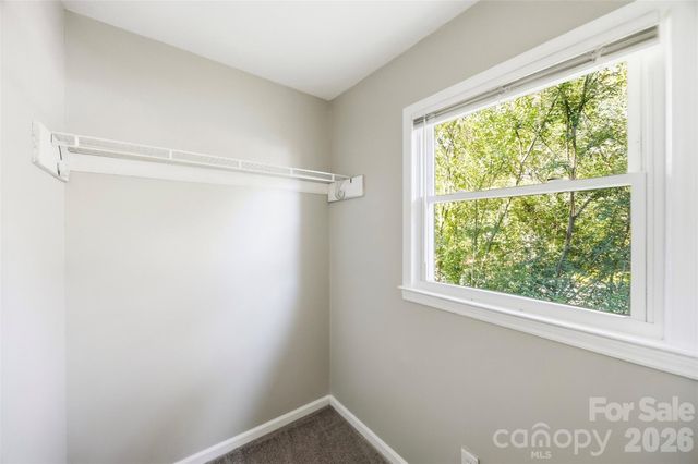 428 E Mclelland Avenue, Mooresville, NC 28115
