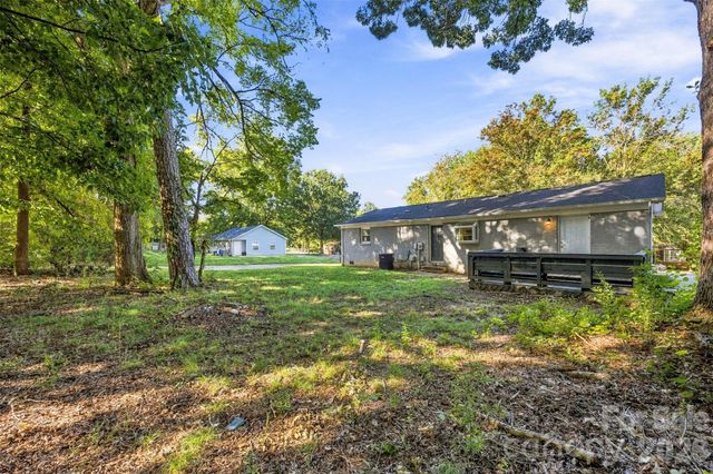 428 E Mclelland Avenue, Mooresville, NC 28115