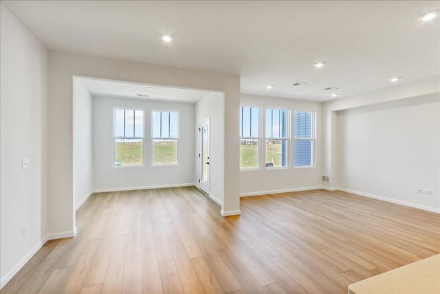 2212 Ryegrass Lane 78003, Bolingbrook, IL 60490