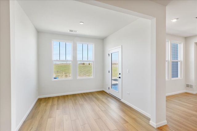 2212 Ryegrass Lane 78003, Bolingbrook, IL 60490