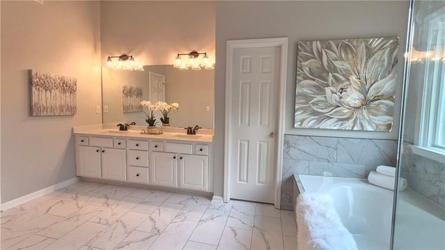 6095 Georgetown Park Drive, Norcross, GA 30071