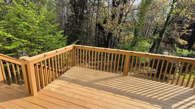 6095 Georgetown Park Drive, Norcross, GA 30071