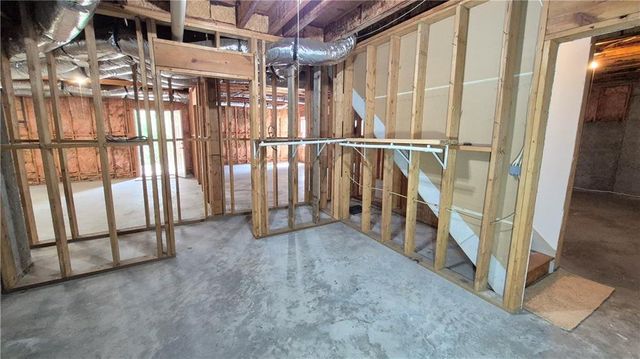 6095 Georgetown Park Drive, Norcross, GA 30071