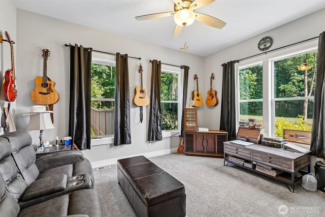 7927 122nd Street NE, Marysville, WA 98271