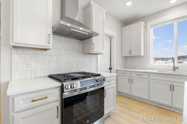 12577 Manchester Drive, Grand Haven Twp, MI 49417