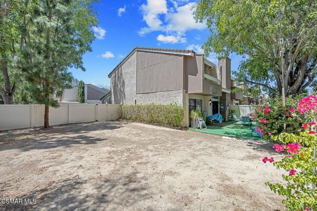 474 Artisan Road 19, Newbury Park, CA 91320