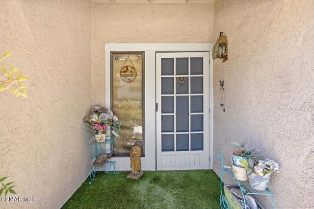474 Artisan Road 19, Newbury Park, CA 91320