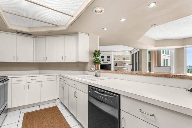 140 SE 5th Avenue 442, Boca Raton, FL 33432